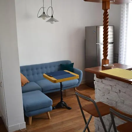 Large 1 Bedroom In Διαμέρισμα *