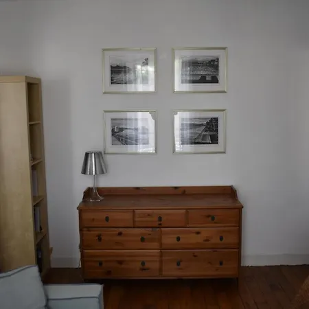 Large 1 Bedroom In