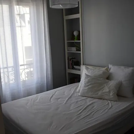 Large 1 Bedroom In Διαμέρισμα Παρίσι